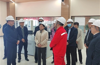 达州市人大常委会副主任张玉华一行莅临海诺尔宣汉公司指导调研